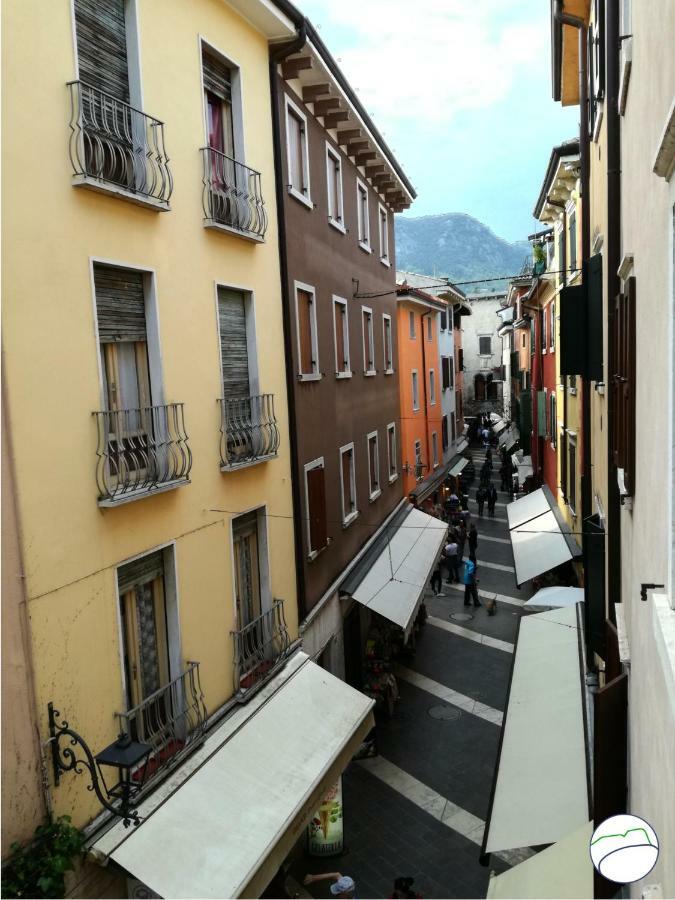 Casa Beatrice Garda Lägenhet Garda  Exteriör bild