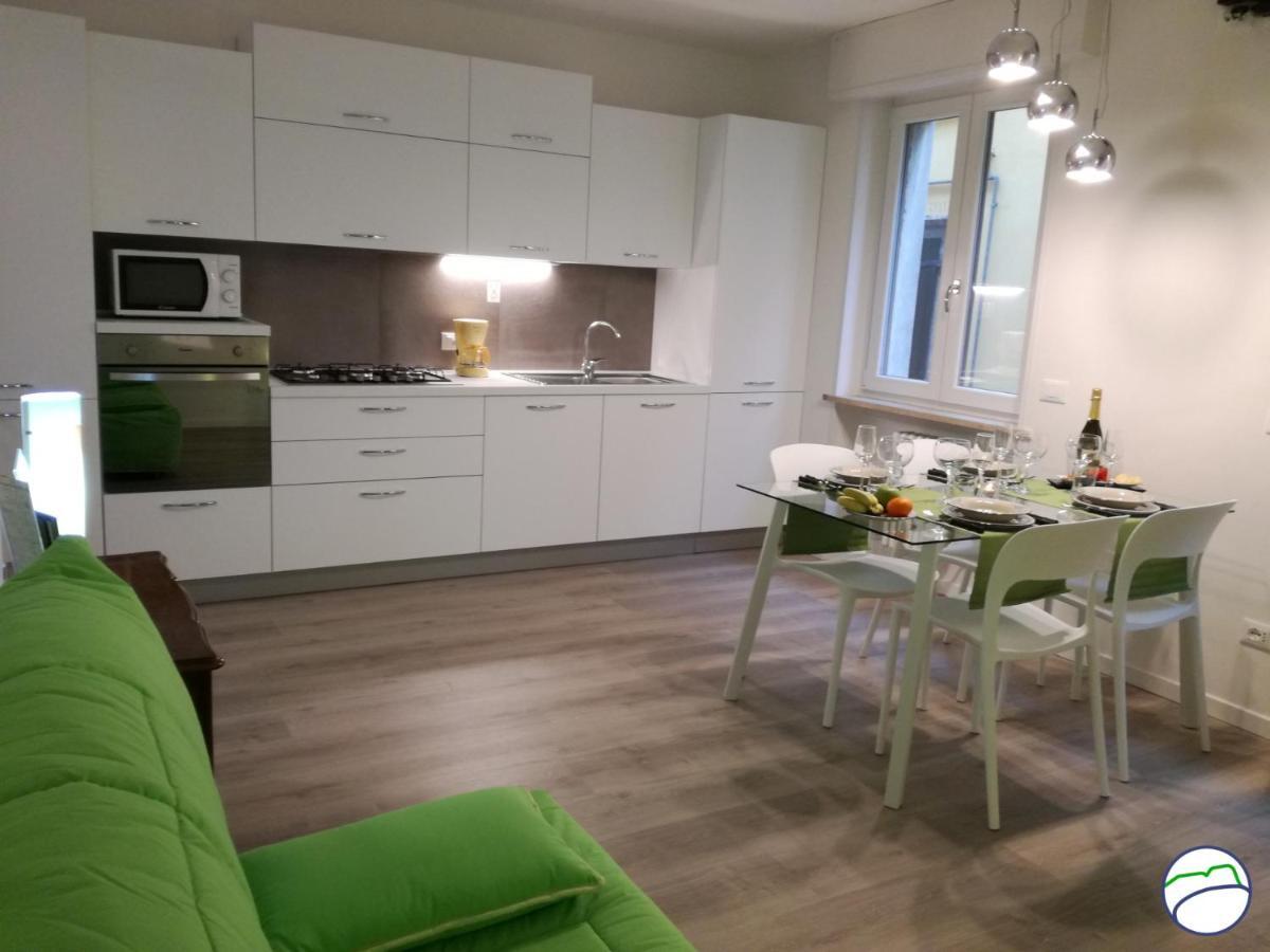 Casa Beatrice Garda Lägenhet Garda  Exteriör bild